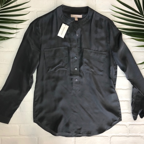 Banana Republic Tops - 100% Silk Banana Republic Blouse